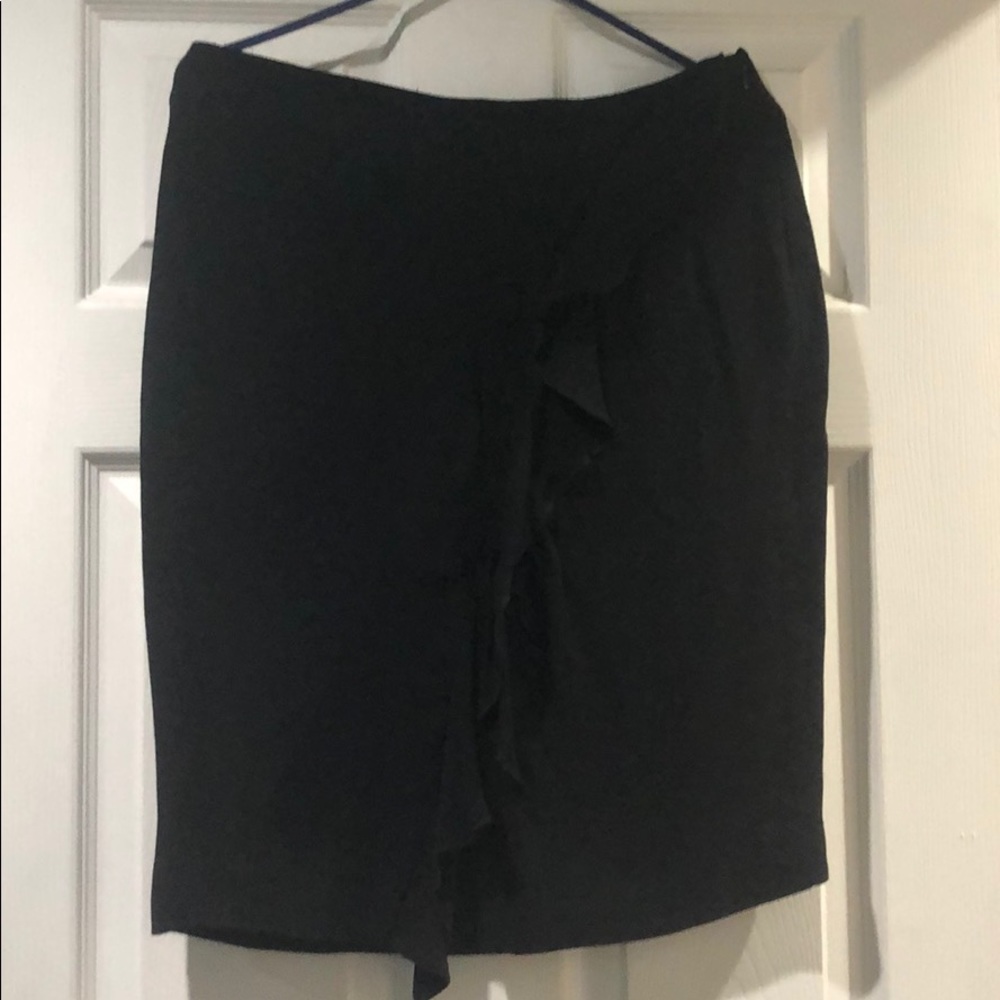 Banana republic raffle skirt